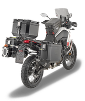 Attacco Laterale GIVI PLO2145CAM montata su Yamaha Ténéré 700 (19)