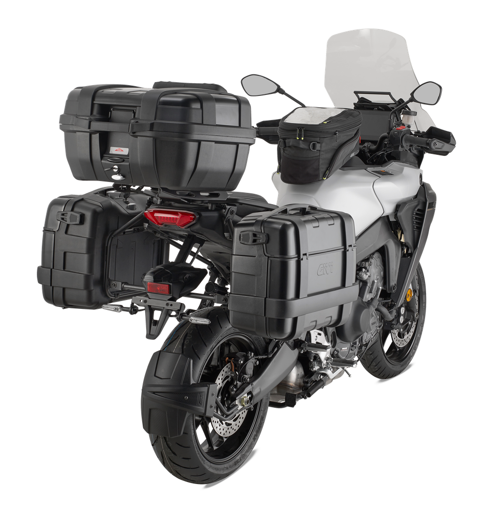 PLO2171MK Portavaligie laterale specifico PL ONE-FIT configurato per valigie MONOKEY®, montato su Yamaha Tracer 9 (25)