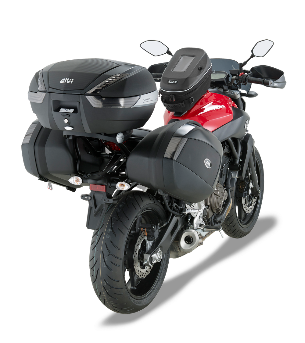 Attacco Laterale GIVI PLX2118 montato con 2118FZ su Yamaha MT-07 (14)