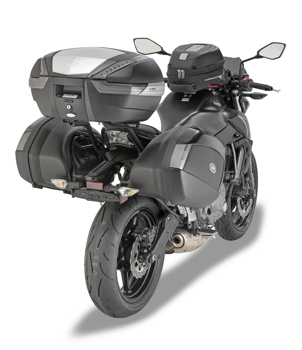 Attacco Laterale GIVI PLX4117 montata su Kawasaki Z 650 (17)