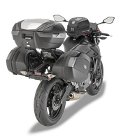 Attacco Laterale GIVI PLX4117 montata su Kawasaki Z 650 (17)