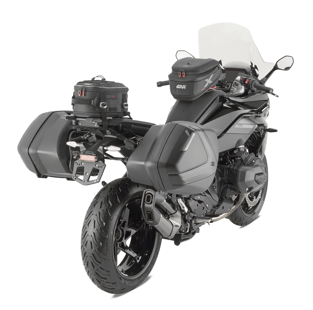 PLX5153 telaio Monokey SIDE montato su BMW R 1300 RS (25)