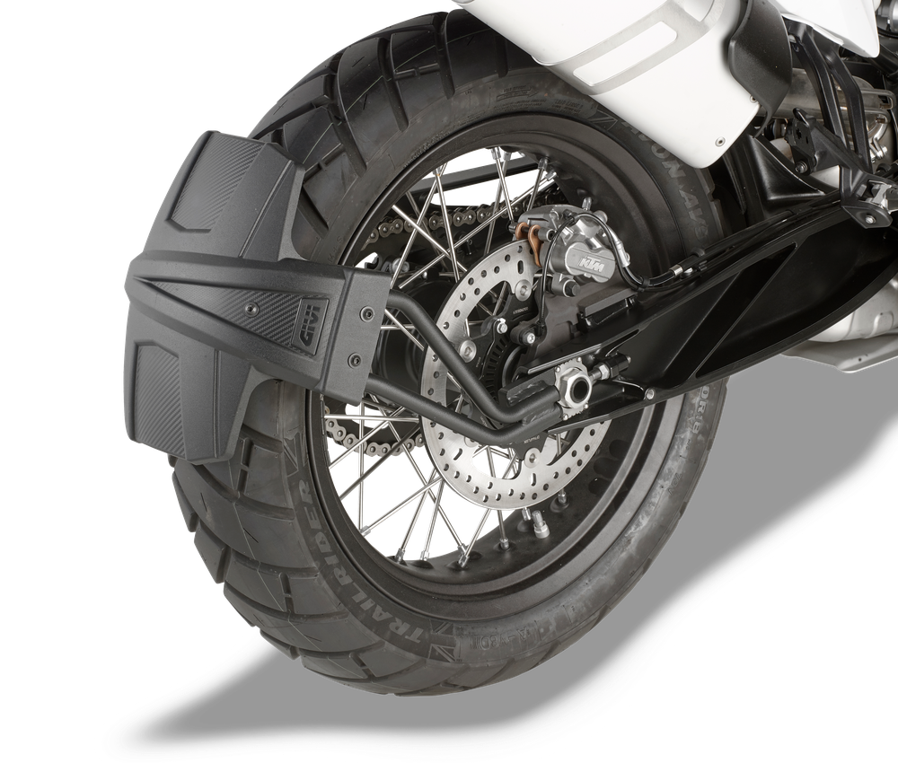 Parafango GIVI RM02 montato con RM7710KIT su KTM 790 Adventure (19)