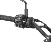 Presa elettrica USB e USB-C da manubrio montato su Kawasaki Z 650 RS (22)