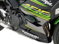 Slider GIVI SLD01GR montato con SLD4127KIT su Kawasaki Ninja 400 (18)