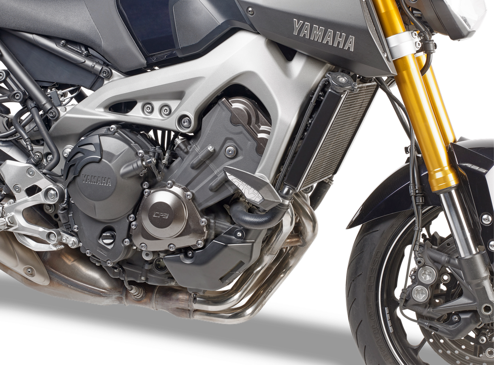 Kit Slider GIVI SLD2115KIT montato con SLD01AL su Yamaha MT-09 (13)