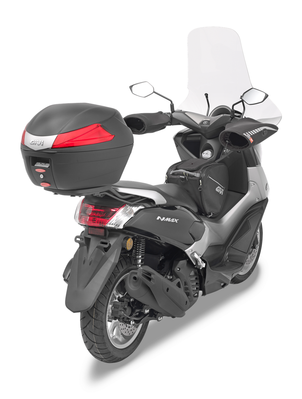 Attacco GIVI SR2123 montata su Yamaha N-Max 125 (15)