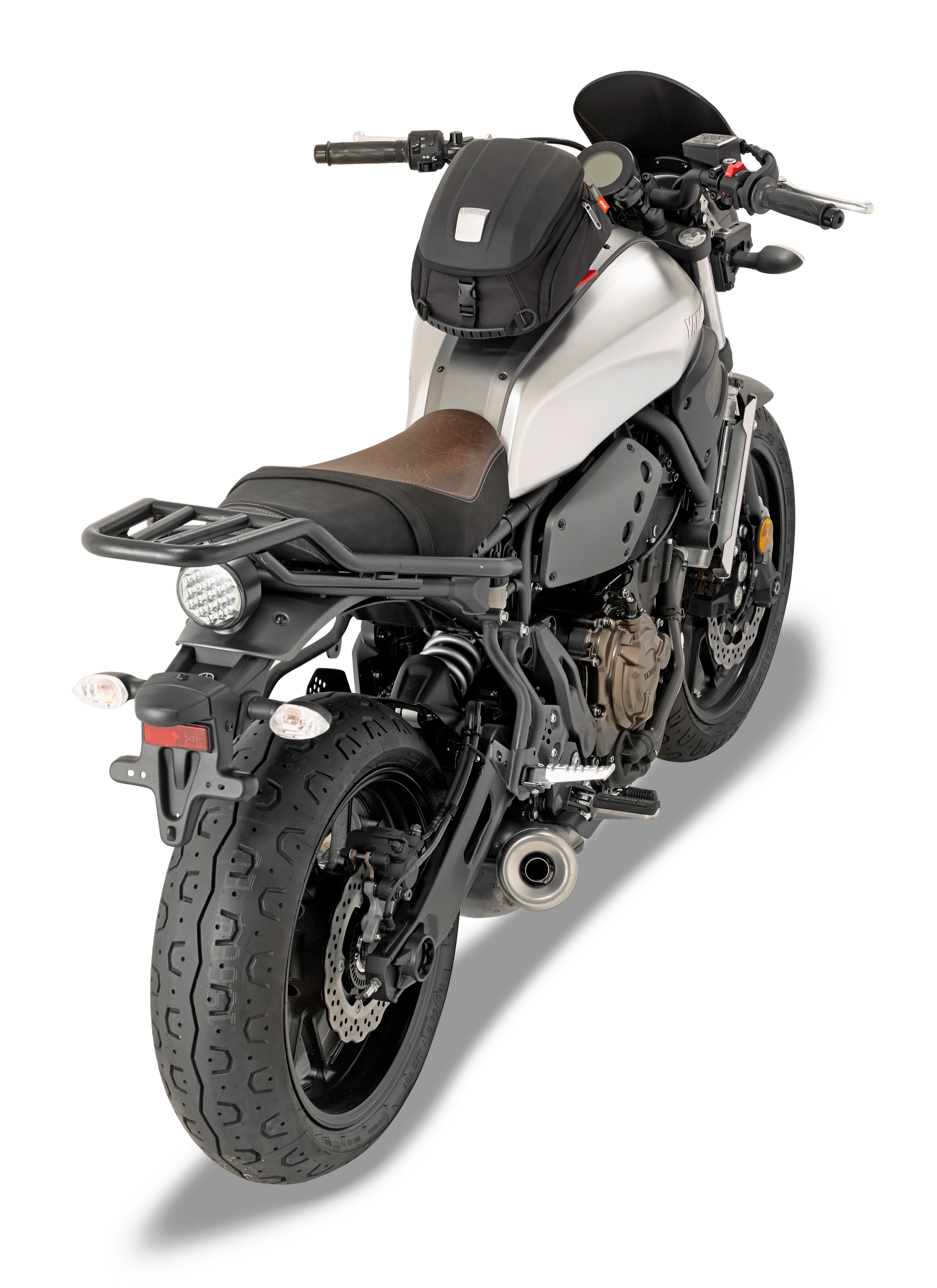 Attacco GIVI SR2126 montata su Yamaha XSR700 (16)