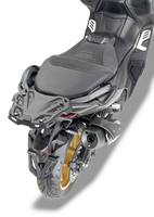 Attacco GIVI SR2147 montata su Yamaha T-MAX 560 (20)