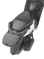 SR2170 attacco posteriore specifico per bauletto MONOLOCK®