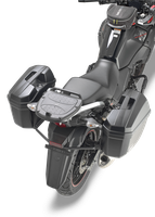 Attacco GIVI SR3116 montata su Suzuki V-Strom 250 (17)