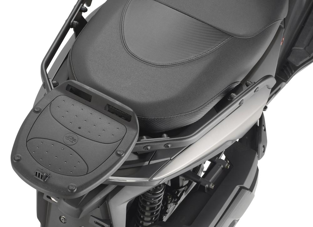Supporto per valigie centrali top-case-support GIVI SR6126