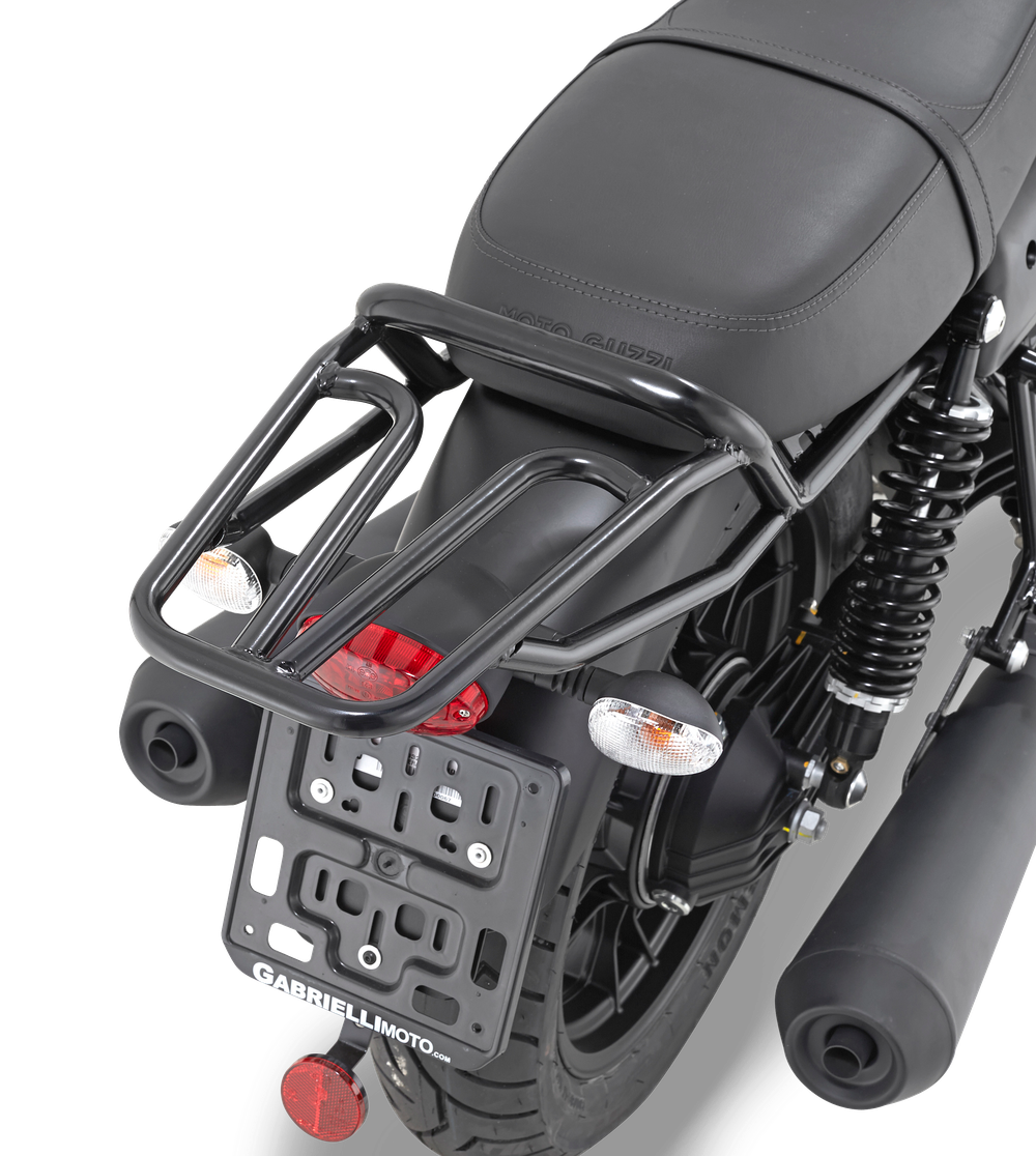 Attacco GIVI SR8201 montata su Moto Guzzi V7 III Stone (17)