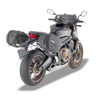 Borsa laterale side-bags mounted-on givi GIVI ST609+ montato su Honda CB 650 R (19)