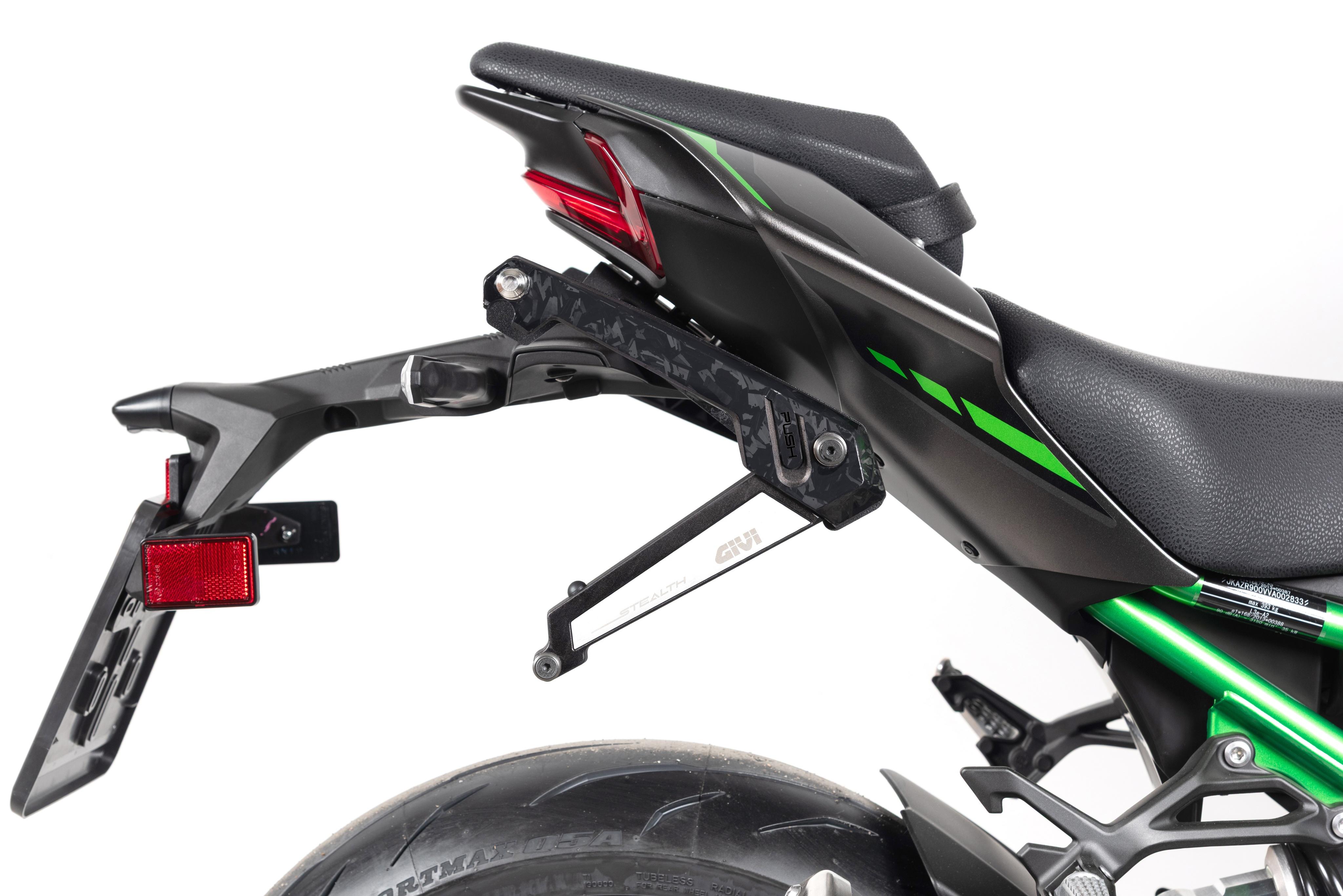 STEALTH - supporto laterale retraibile  aperto per borse soffici GIVI montato su Kawasaki Z900 (25)