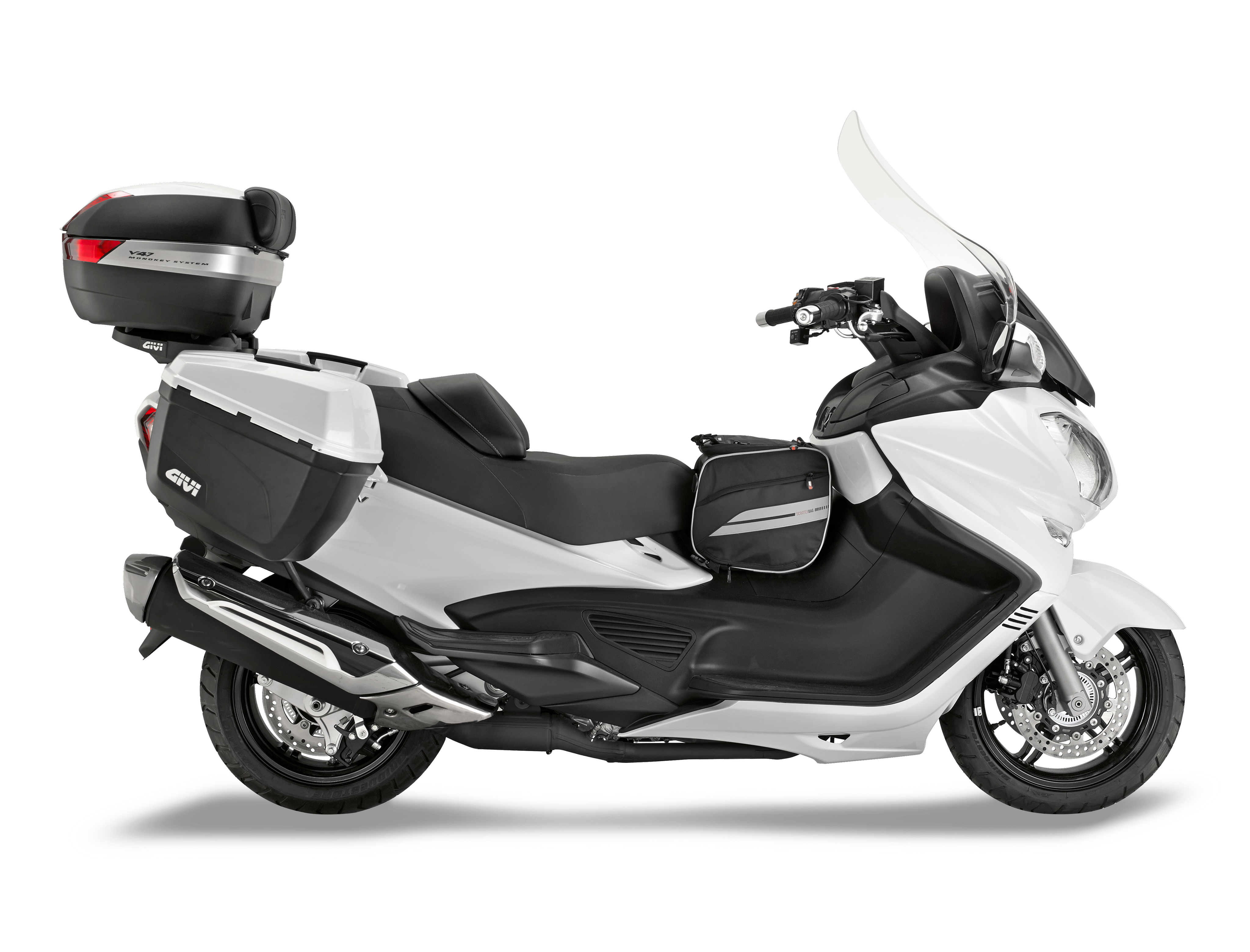 Allestimento GIVI su Suzuki Burgman 650 Executive (13) lato