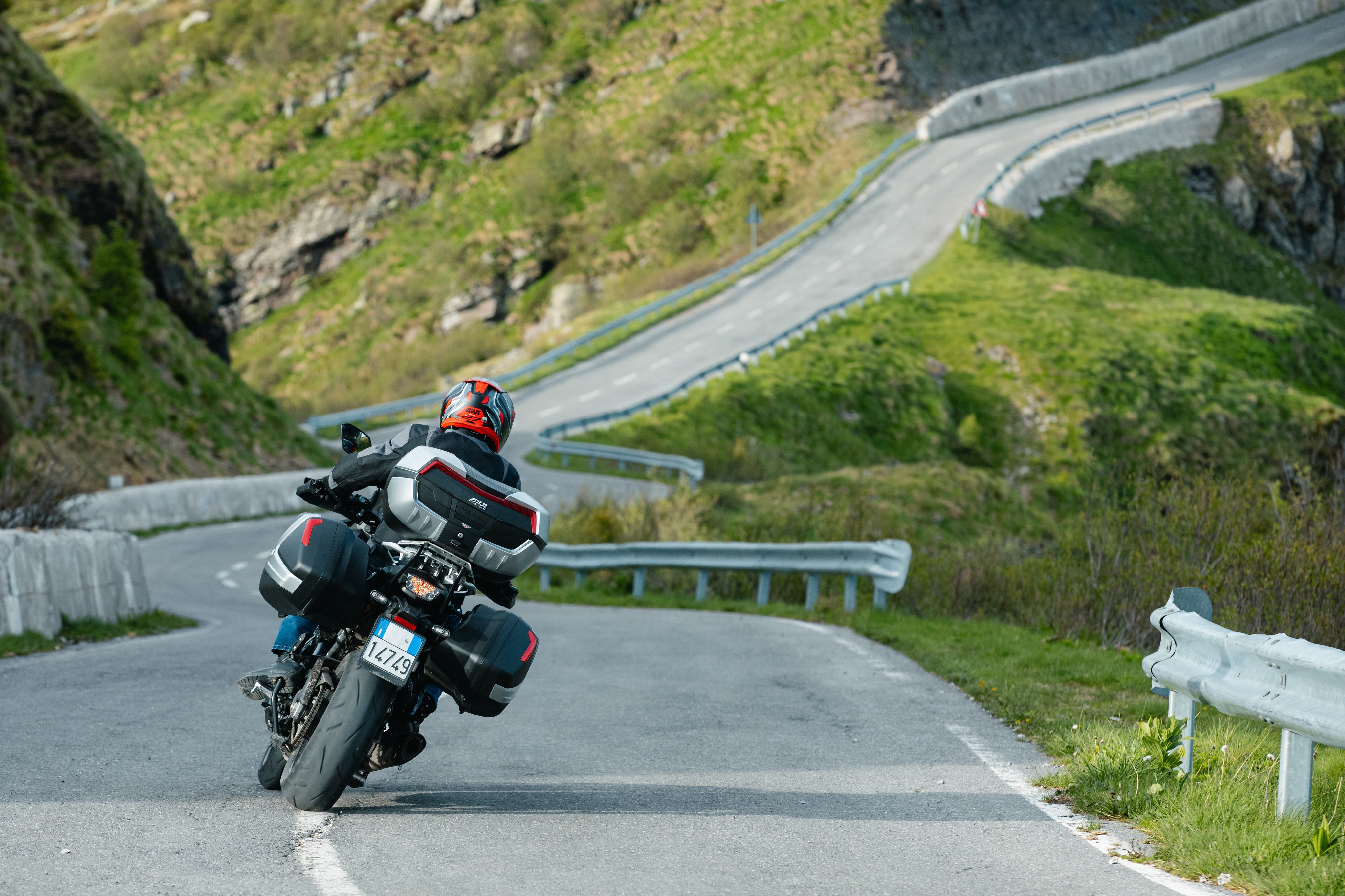 Suzuki GSX-S1000GX (24) Maxia 5 005 allestita con V58N