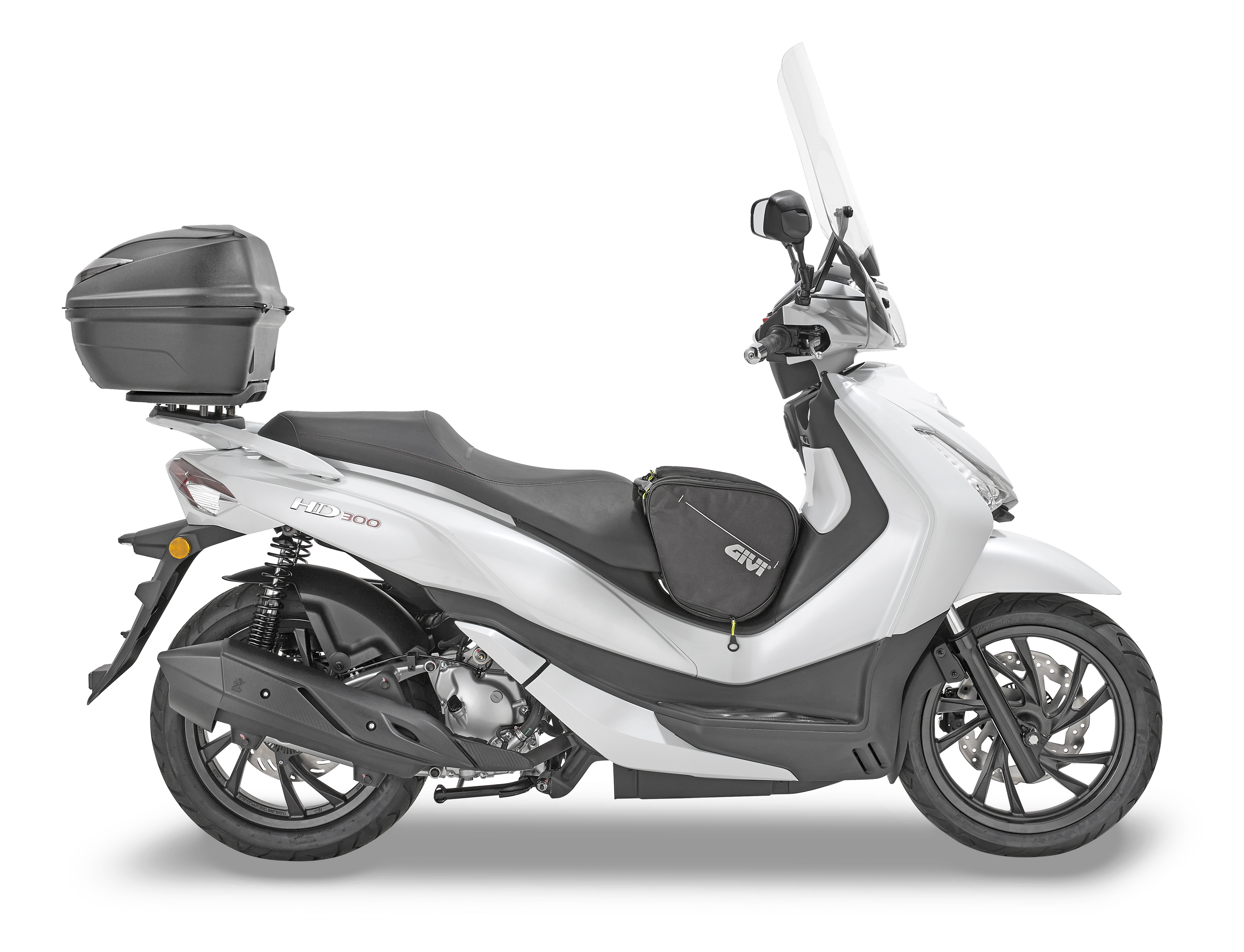 Allestimento GIVI su Sym HD 300 (19) lato