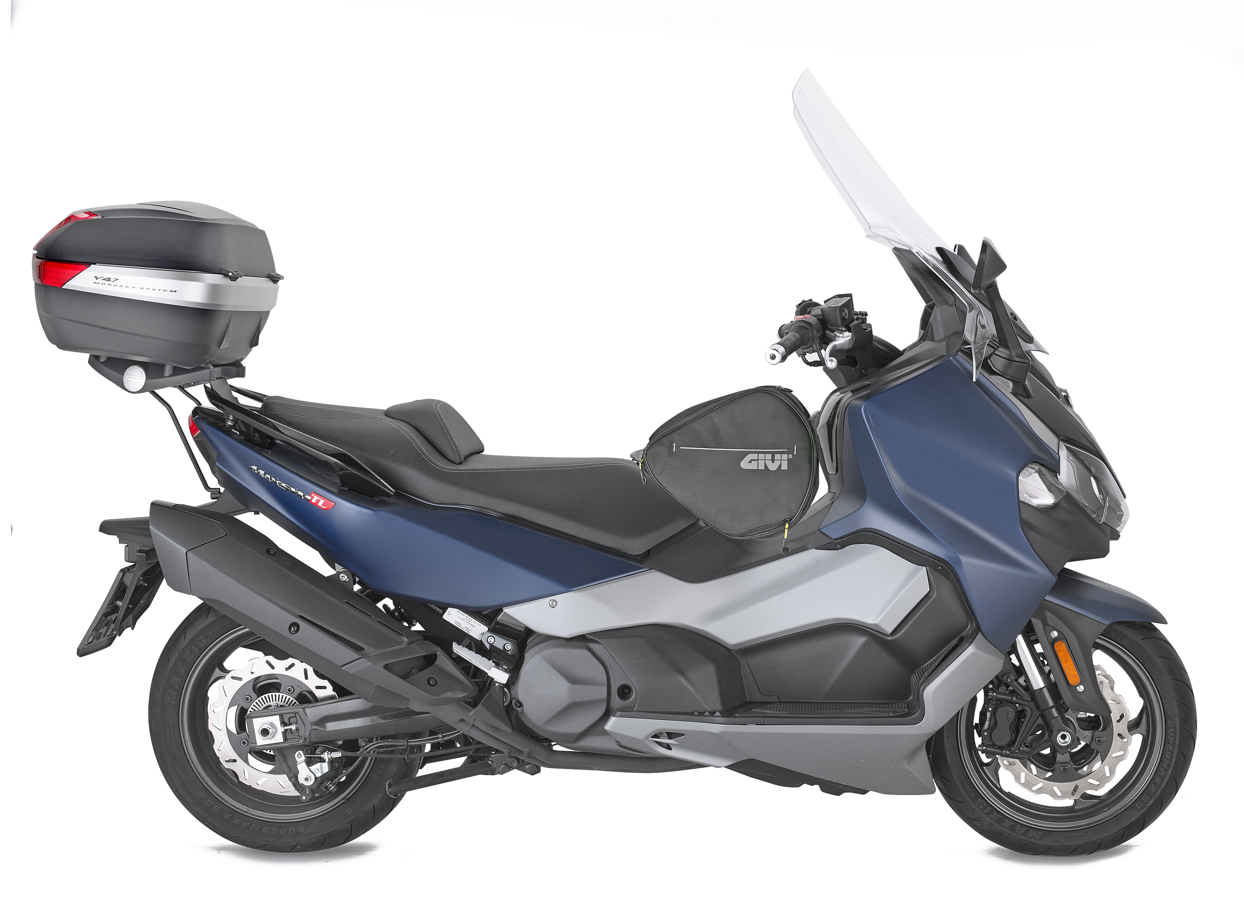 Allestimento GIVI su Sym Maxsym TL 508 (20) lato