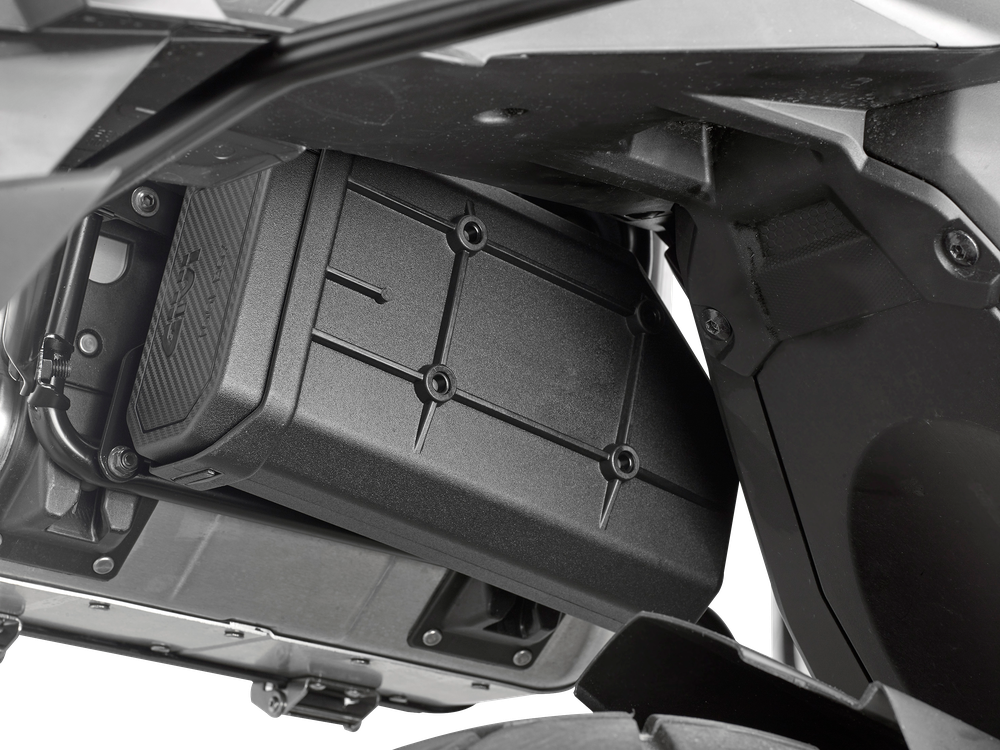 Tool Box Kit GIVI TL1156KIT montata su Honda X-ADV 750 (17)