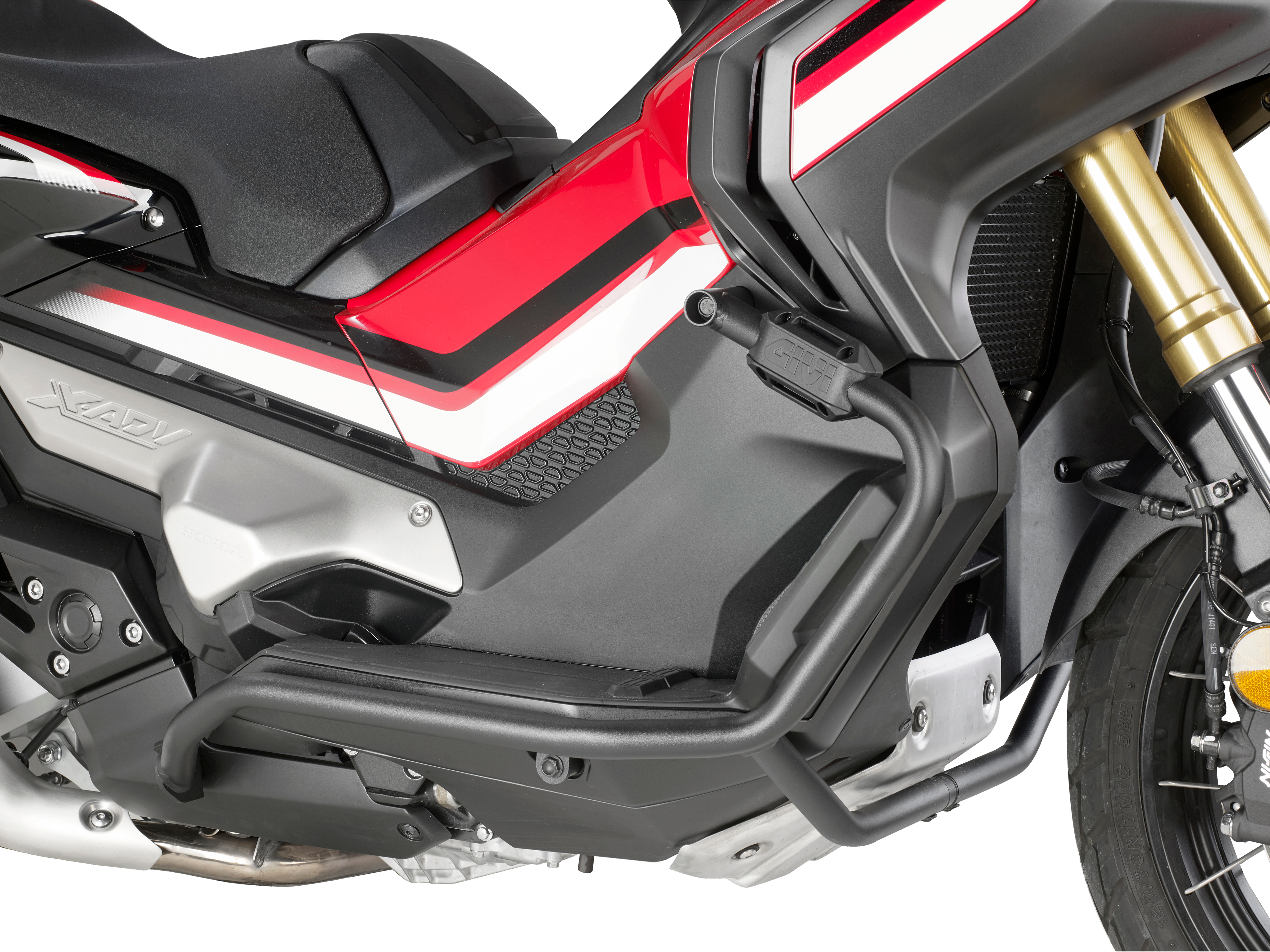 Paramotore GIVI TN1156 montata su Honda X-ADV 750 (17)