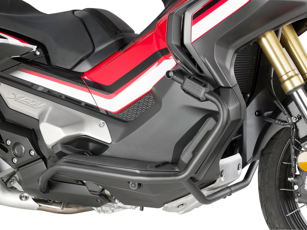 Paramotore GIVI TN1156 montata su Honda X-ADV 750 (17)