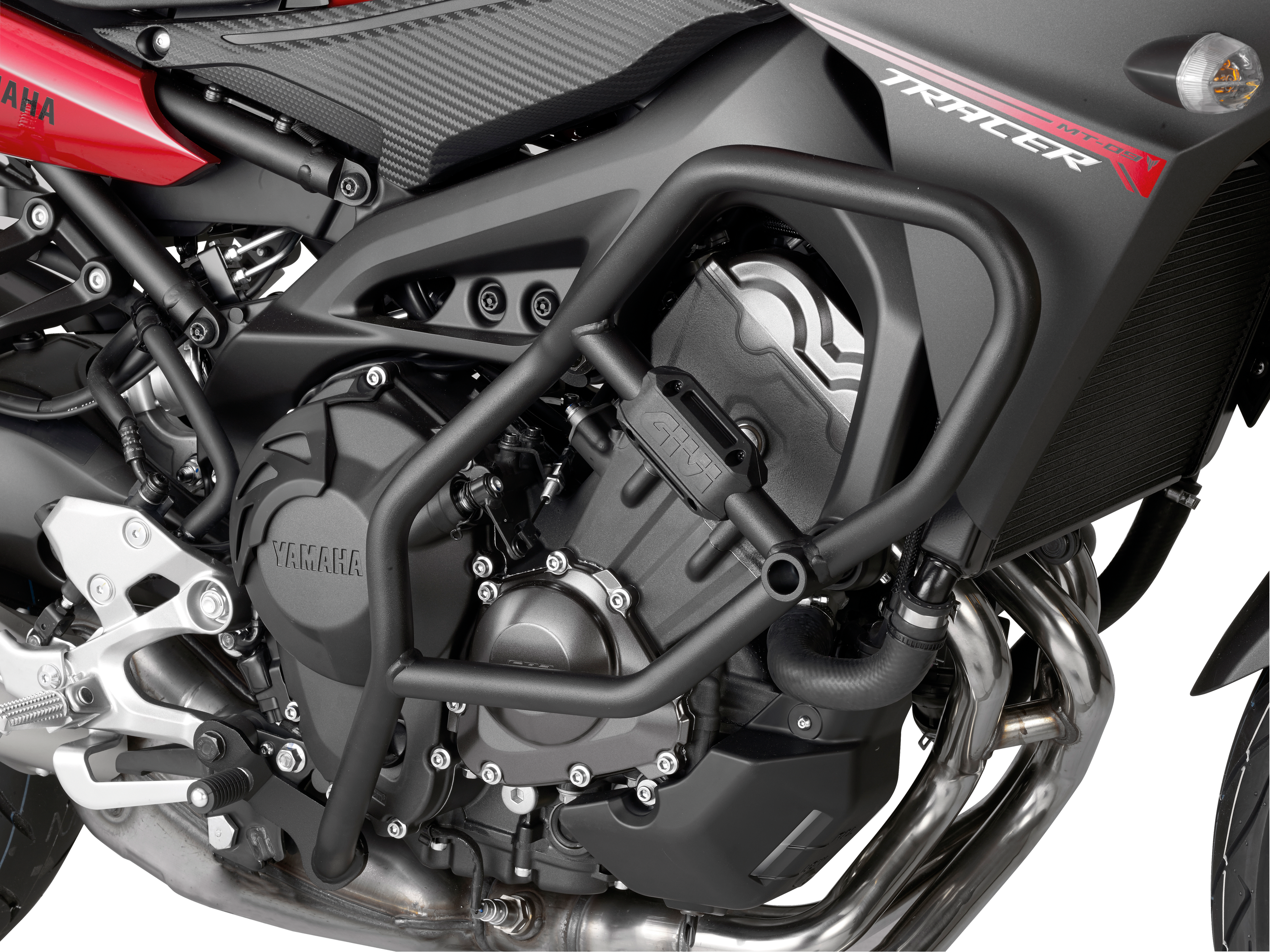 Paramotore GIVI TN2122 montata su Yamaha MT-09 Tracer (15)