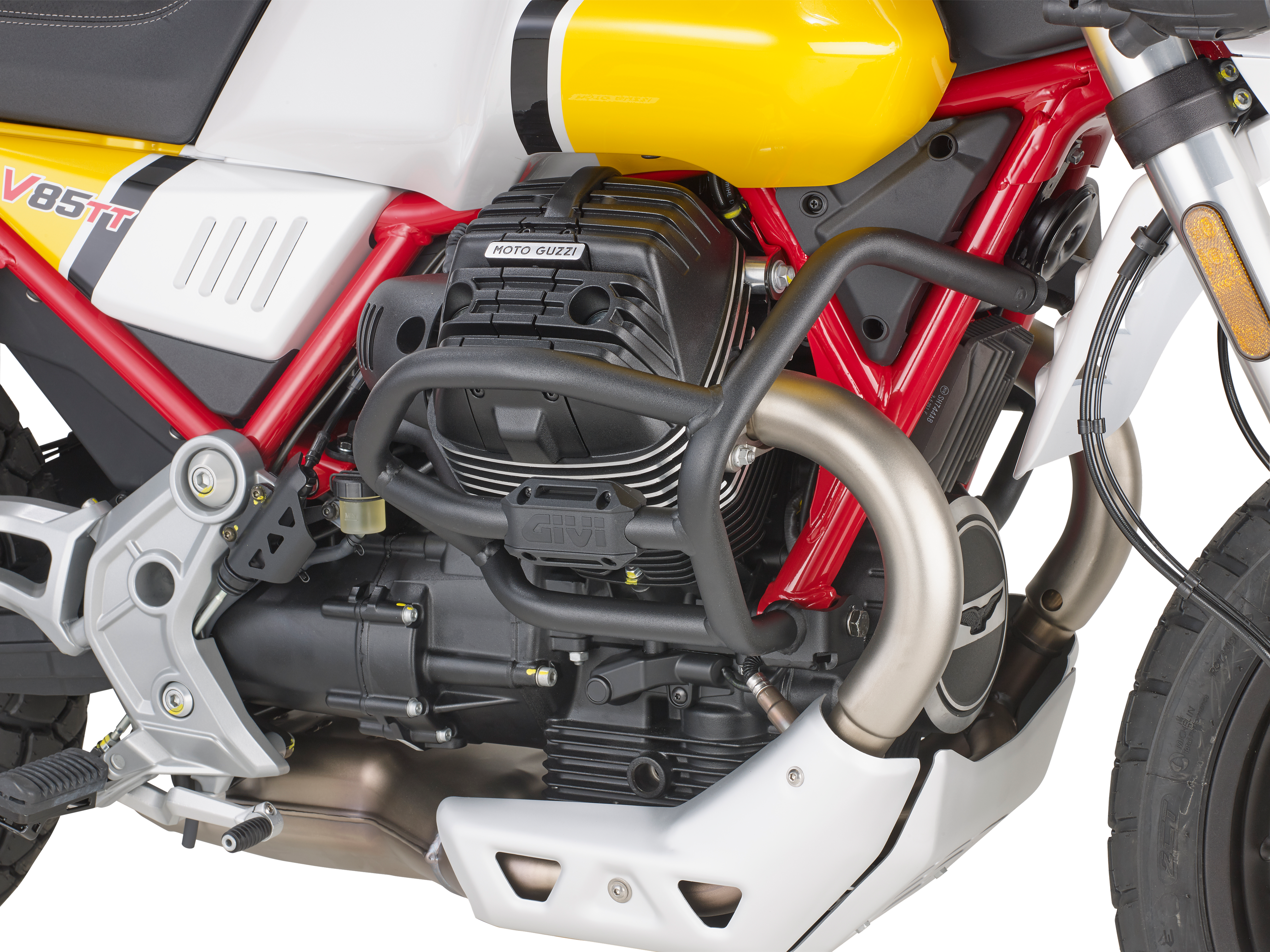 TN8203 engine guard GIVI mounted on Moto Guzzi V85 TT (19)