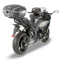 Bauletto GIVI V47NNT montato con 4130FZ su Kawasaki Ninja 1000 SX (20)