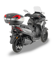 Bauletto GIVI V56NN montato con SR2149 su Yamaha Tricity 300 (20)