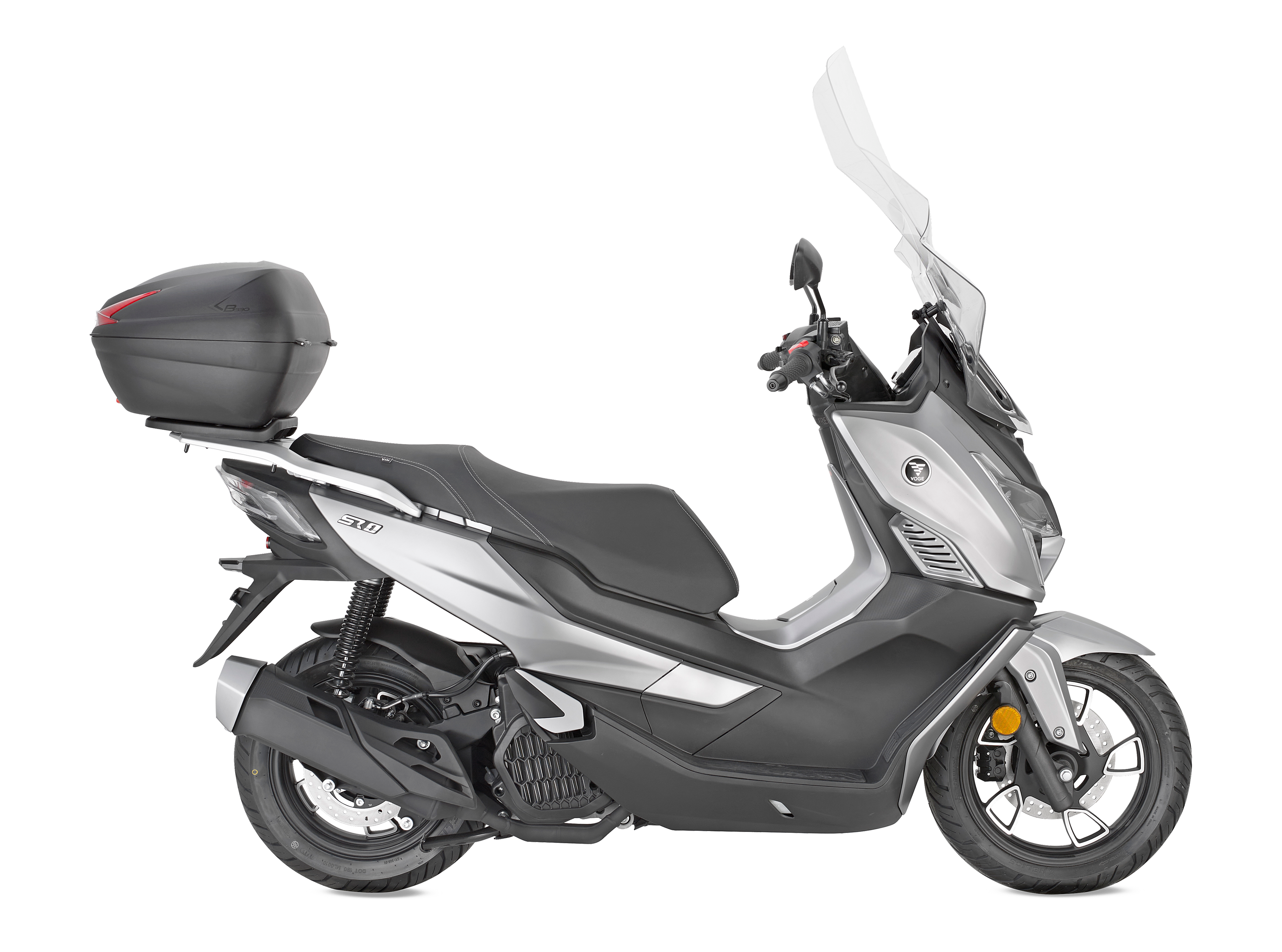 Voge SR1 125 (23) allestita con GIVI B330