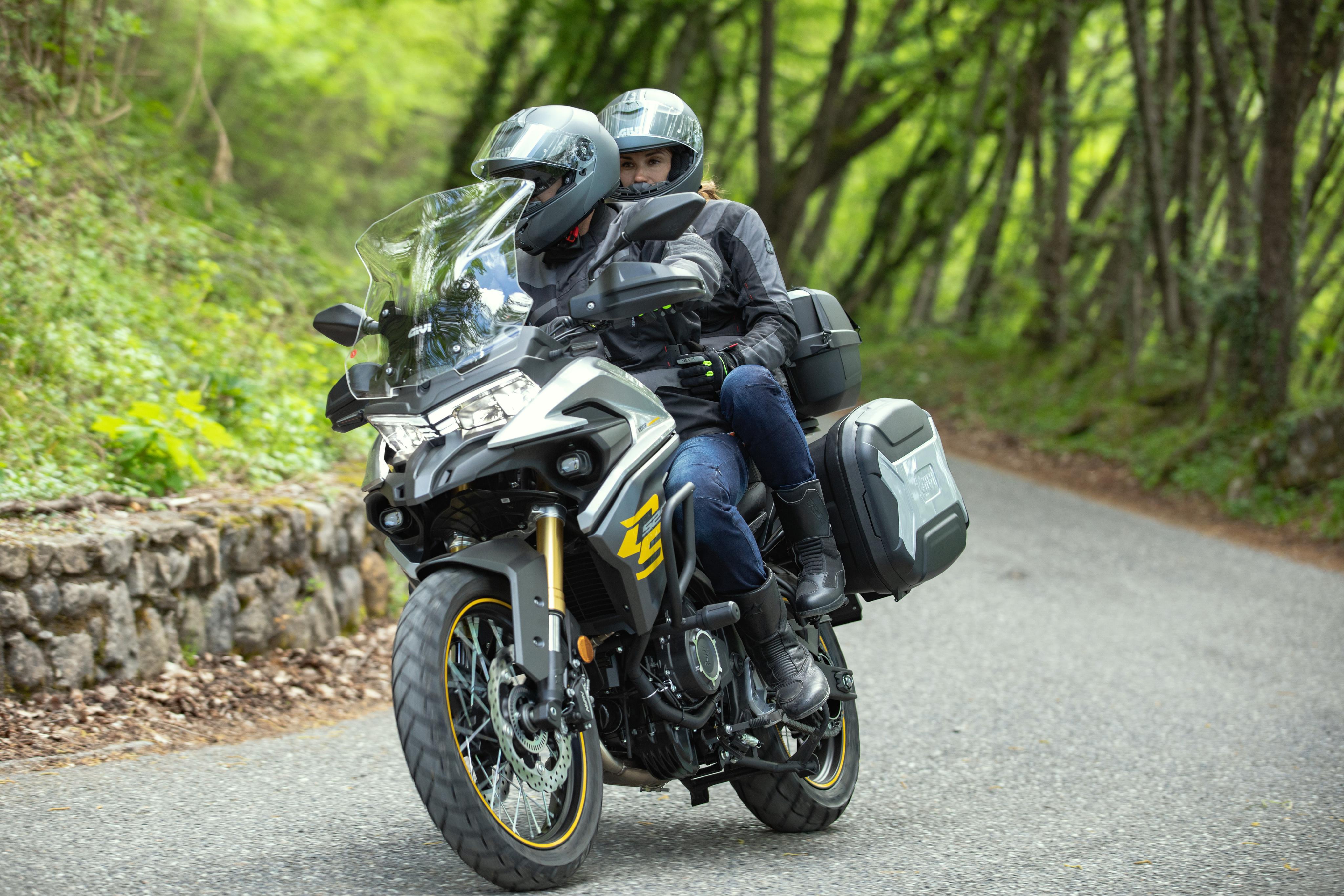 Voge Valico 525DSX 24 Trekker Lite 003 allestita con HX21SG768