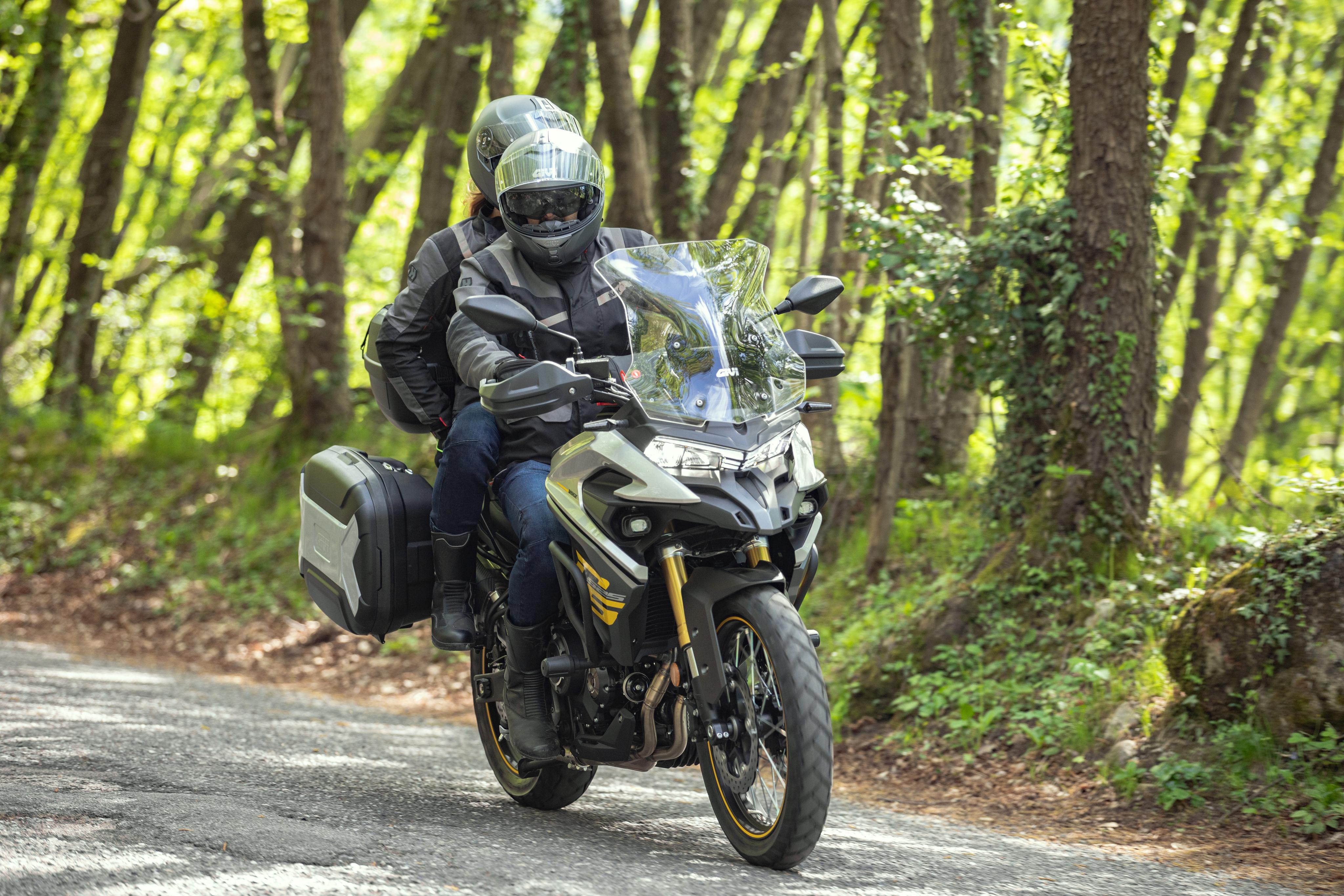 Voge Valico 525DSX 24 Trekker Lite 008 allestita con HX21SG768