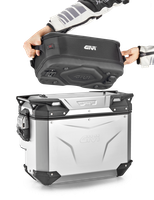 XL10 cargo bag X-line montata su trekker outback 33