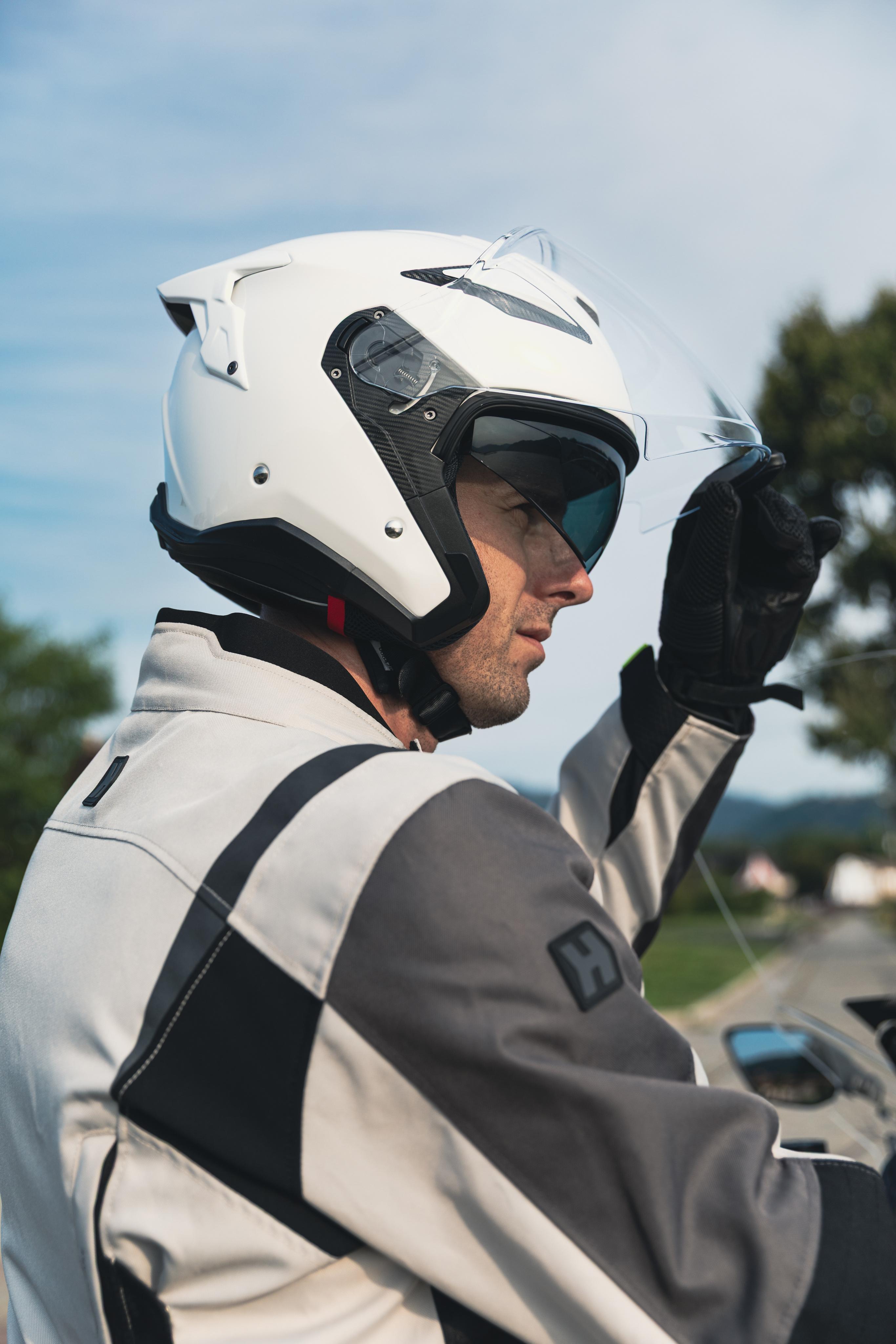 Yamaha T-Max 560 (25) Riviera Touring 07 allestita con HX29BB910