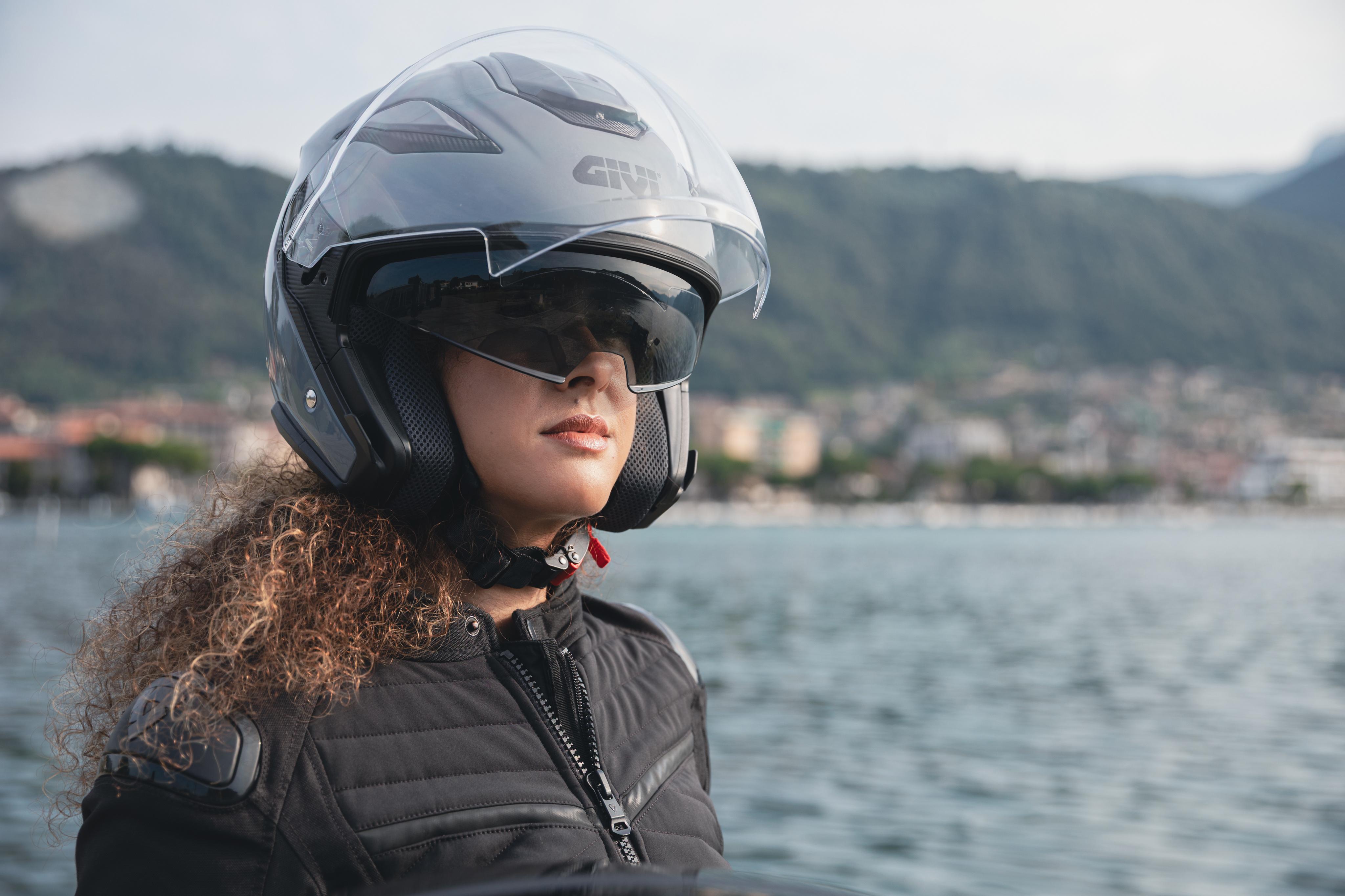 Yamaha T-Max 560 (25) Riviera Touring 14 equipped with HX29BG767