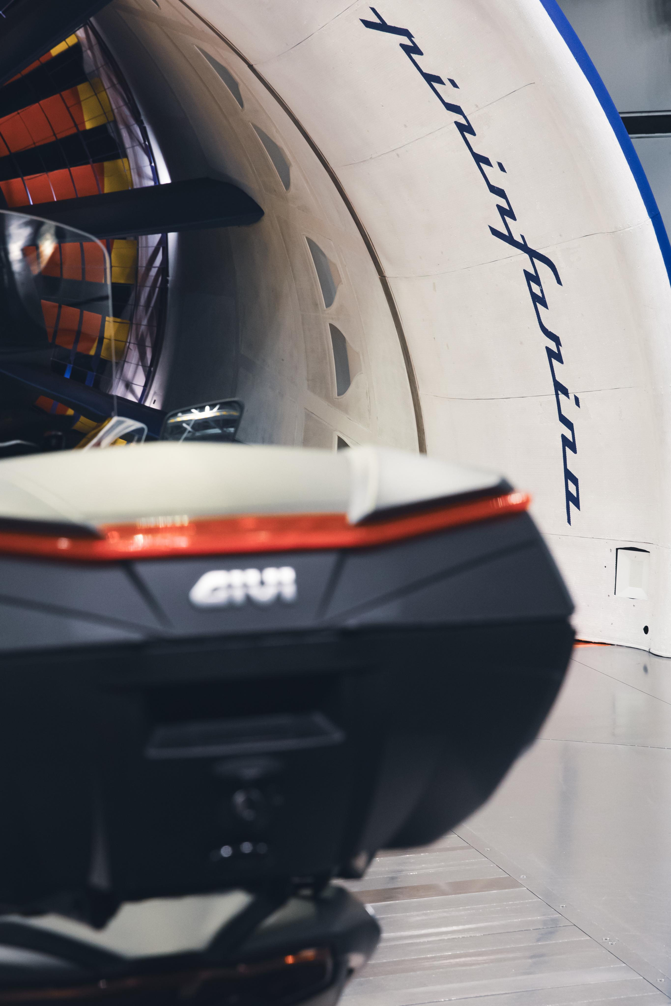 Yamaha T-Max 560 (25) V49 Wind Tunnel 04 allestita con V49N