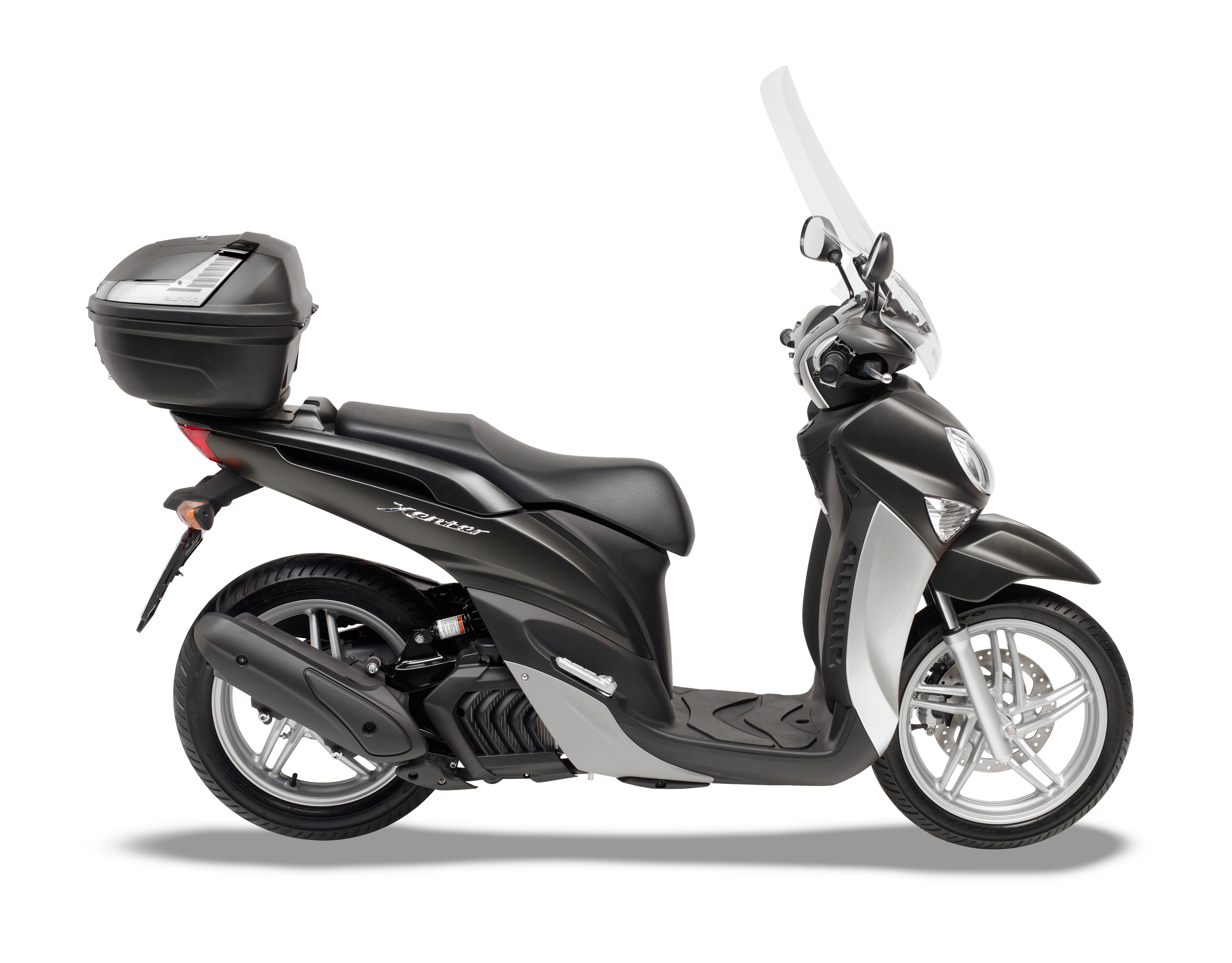Allestimento GIVI su Yamaha Xenter 150 (12) lato