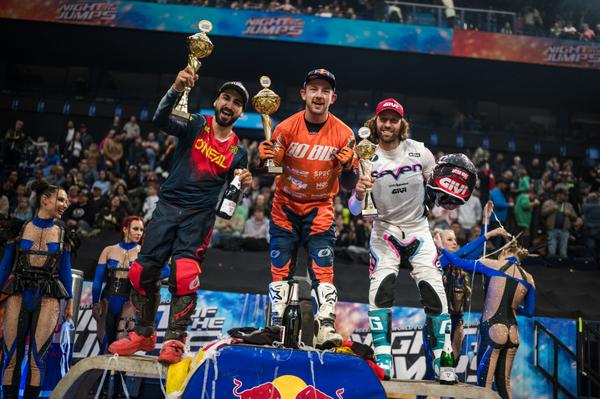 Davide Rossi conquista il podio alla Night of the Jumps!