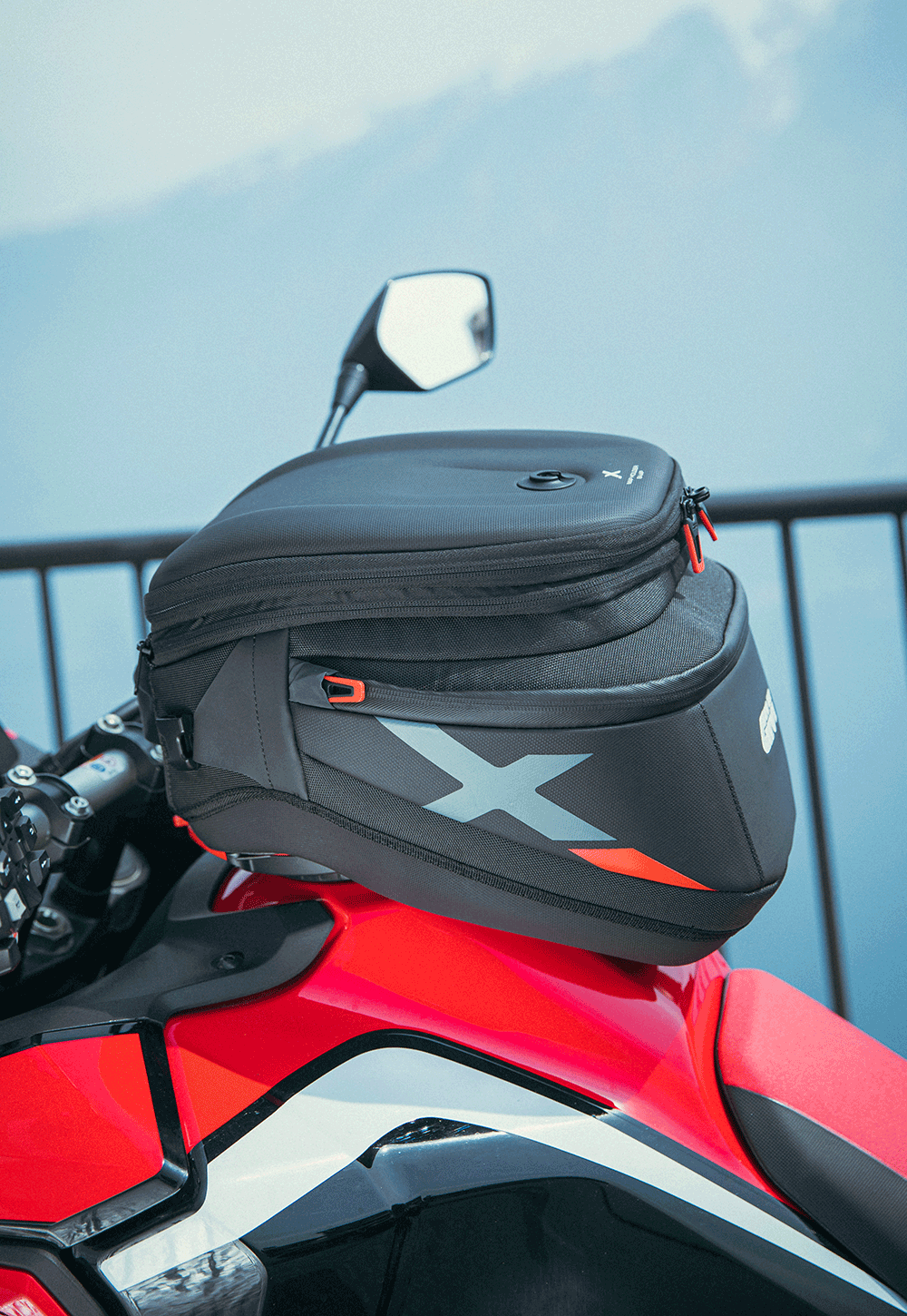 GIVI_X-Line-GIF3