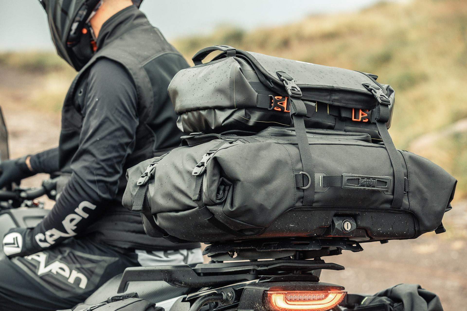 GIVI scopri la gamma di borse Adventure CANYON