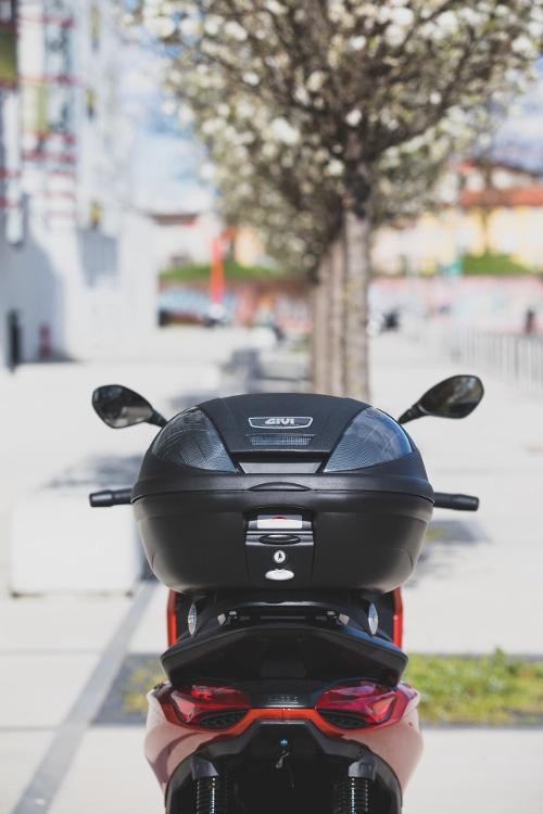 SISTEMA DI AGGANCIO MONOLOCK® - GIVI