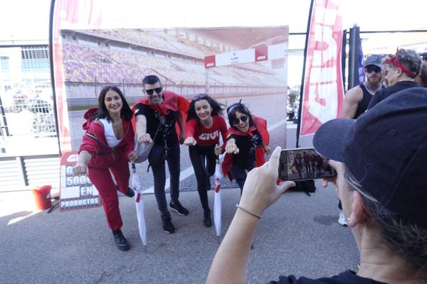 GIVI incontra i motociclisti in Spagna: Adventure Experience Barcellona e GIVI Day a Jerez
