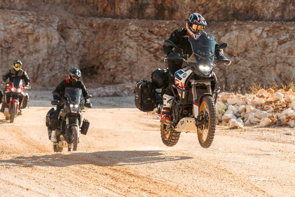 GIVI - scopri la gamma di borse Adventure CANYON 2025