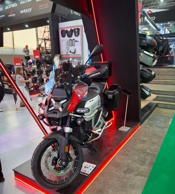 GIVI alla Feria de las 2 Ruedas di Medellín