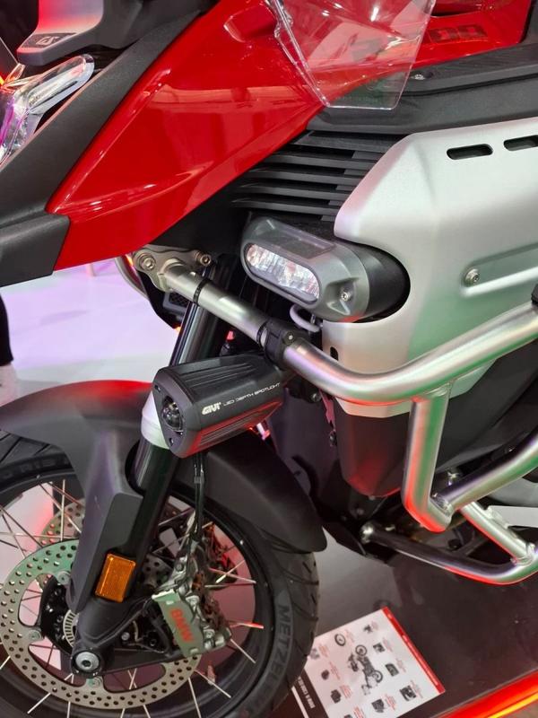 GIVI alla Feria de las 2 Ruedas di Medellín