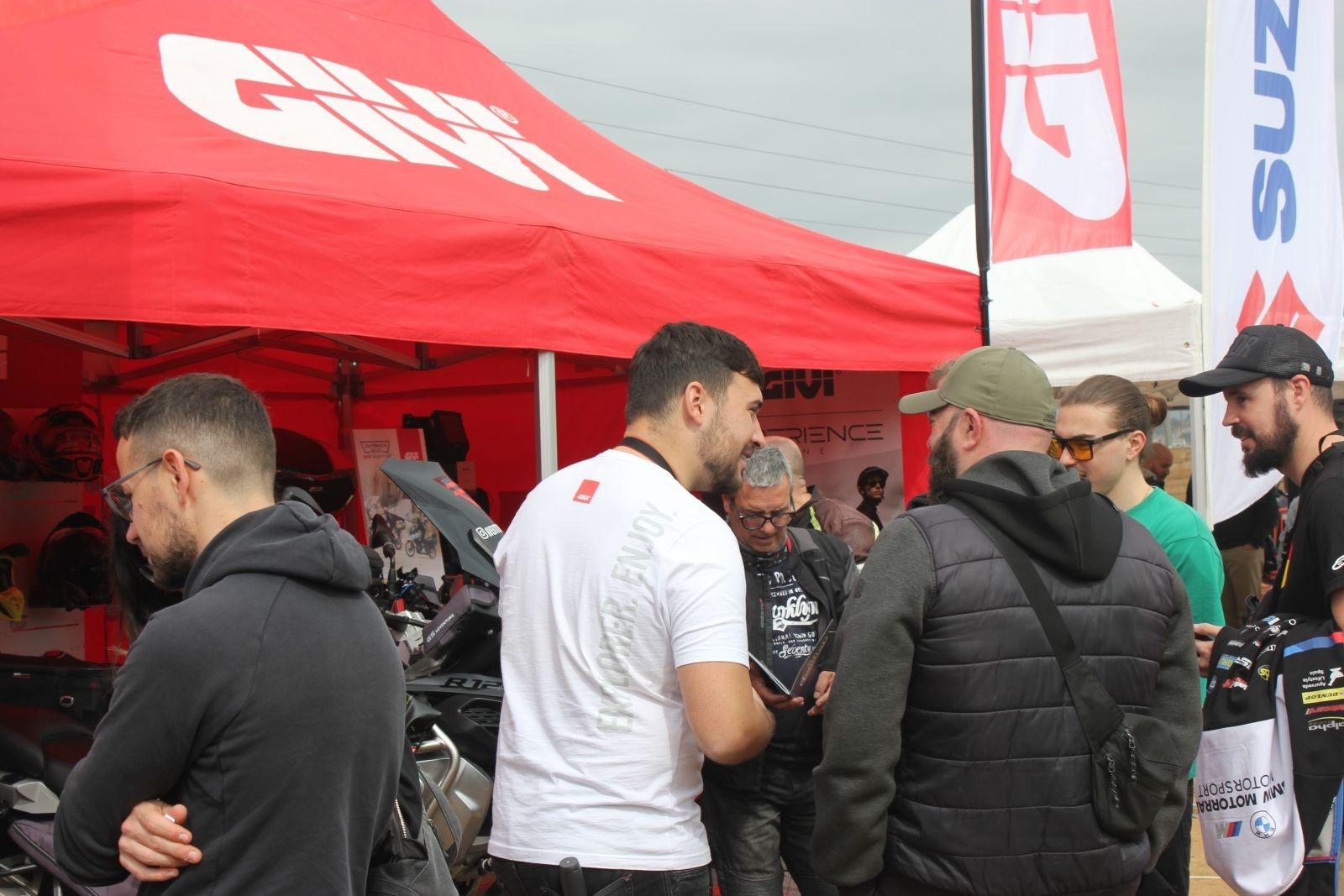 GIVI incontra i motociclisti in Spagna: Adventure Experience Barcellona e GIVI Day a Jerez