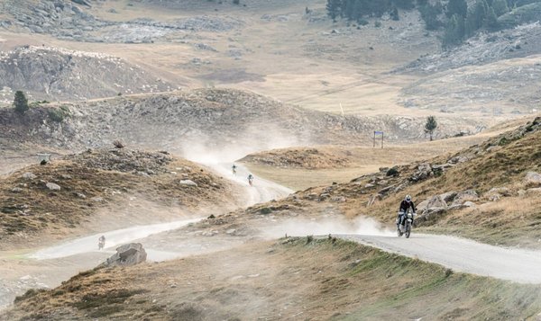 GIVI al Rodibook 2025: passione e innovazione sulle strade dei Pirenei