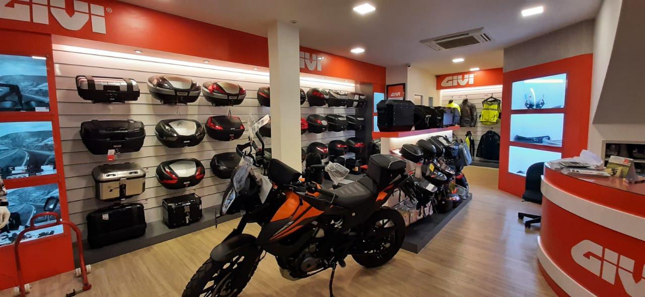 givi-inside-givi-indonesia-2