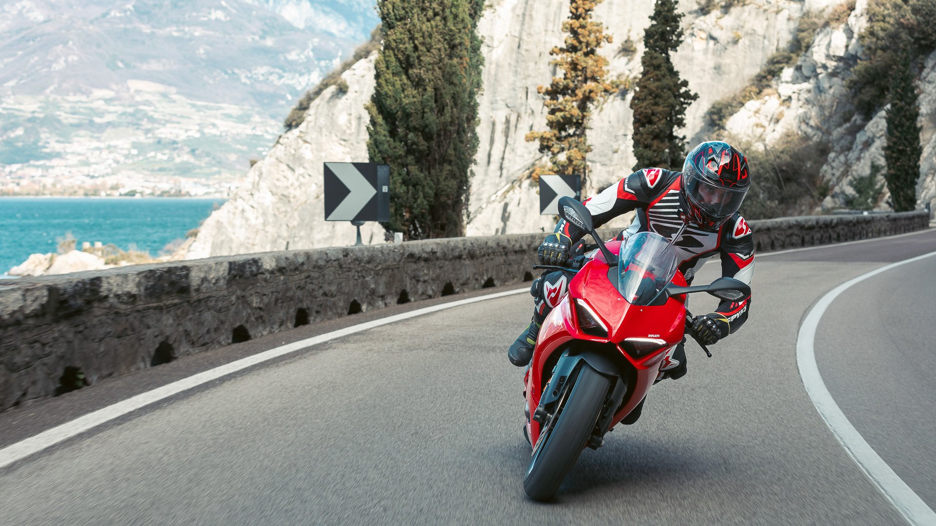 2e6b8ede29ff59e2f81394920799a3dd5adc3a22